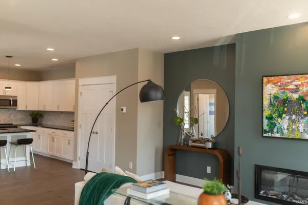 $2,500 | 1550 South Piazza Drive, Bloomington, IN 47401