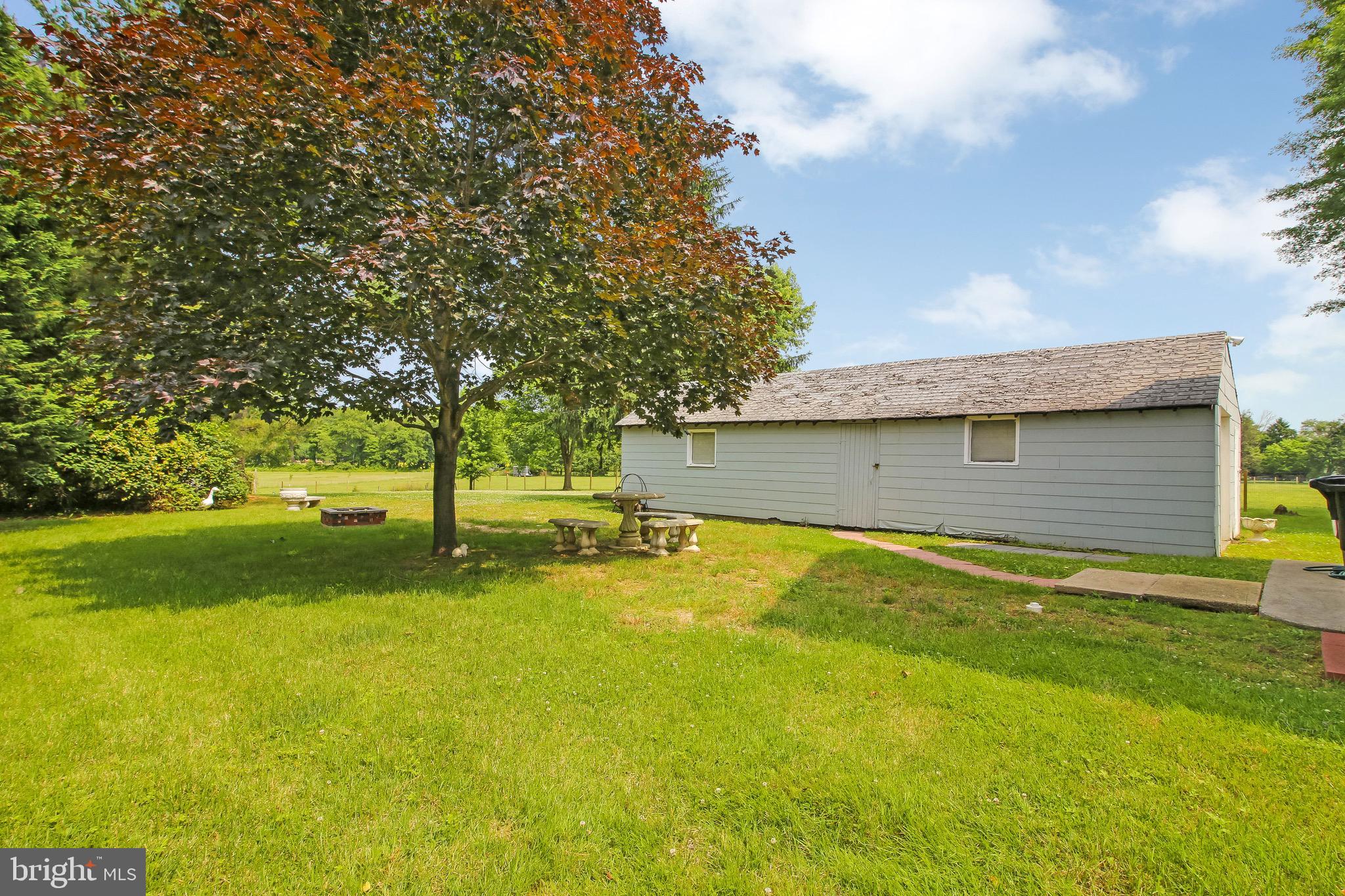 53 West Taunton Road Berlin, NJ 08009 - Photo 4 of 39 Gallery Image 4