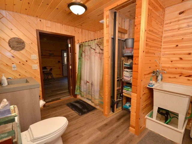 $329,000 | 20151 Eddie Baxter Drive, Park Rapids, MN 56470