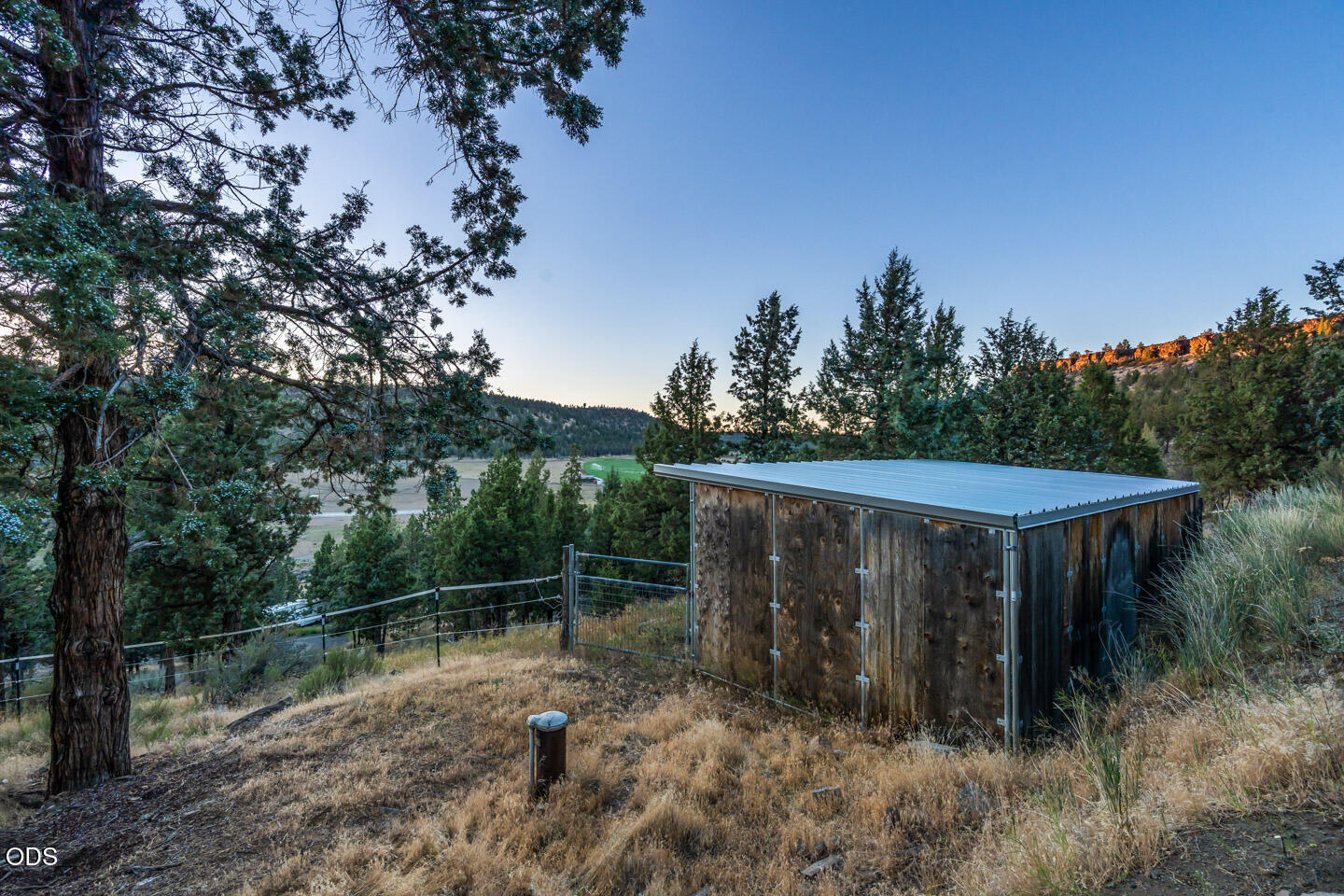 70090 McKenzie Canyon Road Sisters, OR 97759 - Photo 30 of 58