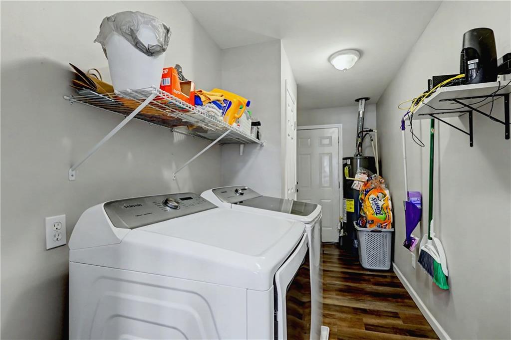 134 Church Road Thomaston, GA 30286 - Photo 26 of 33 a utility room with dryer and washer