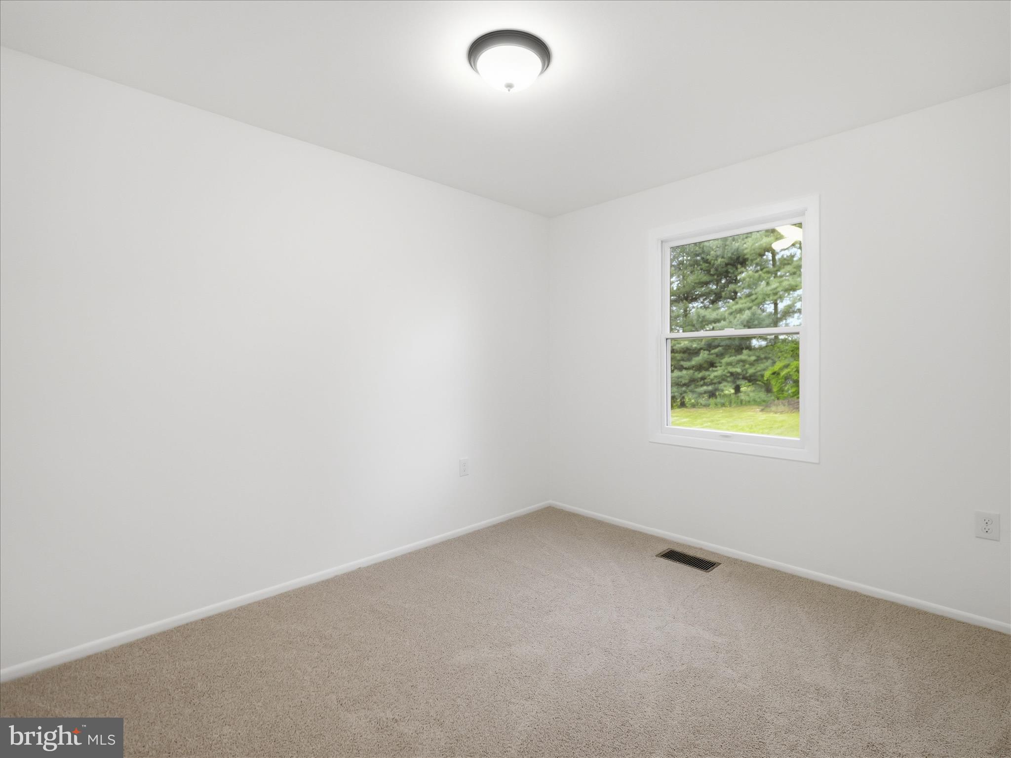 13020 Resh Road Hagerstown, MD 21740 - Photo 15 of 32