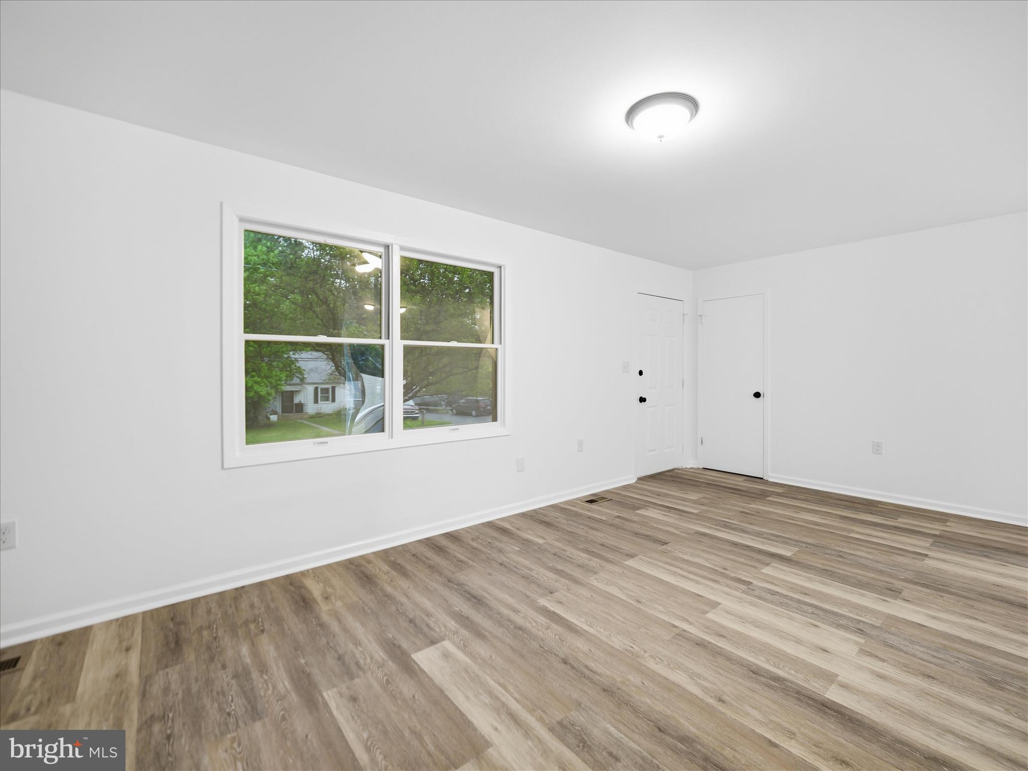 13020 Resh Road Hagerstown, MD 21740 - Photo 4 of 32