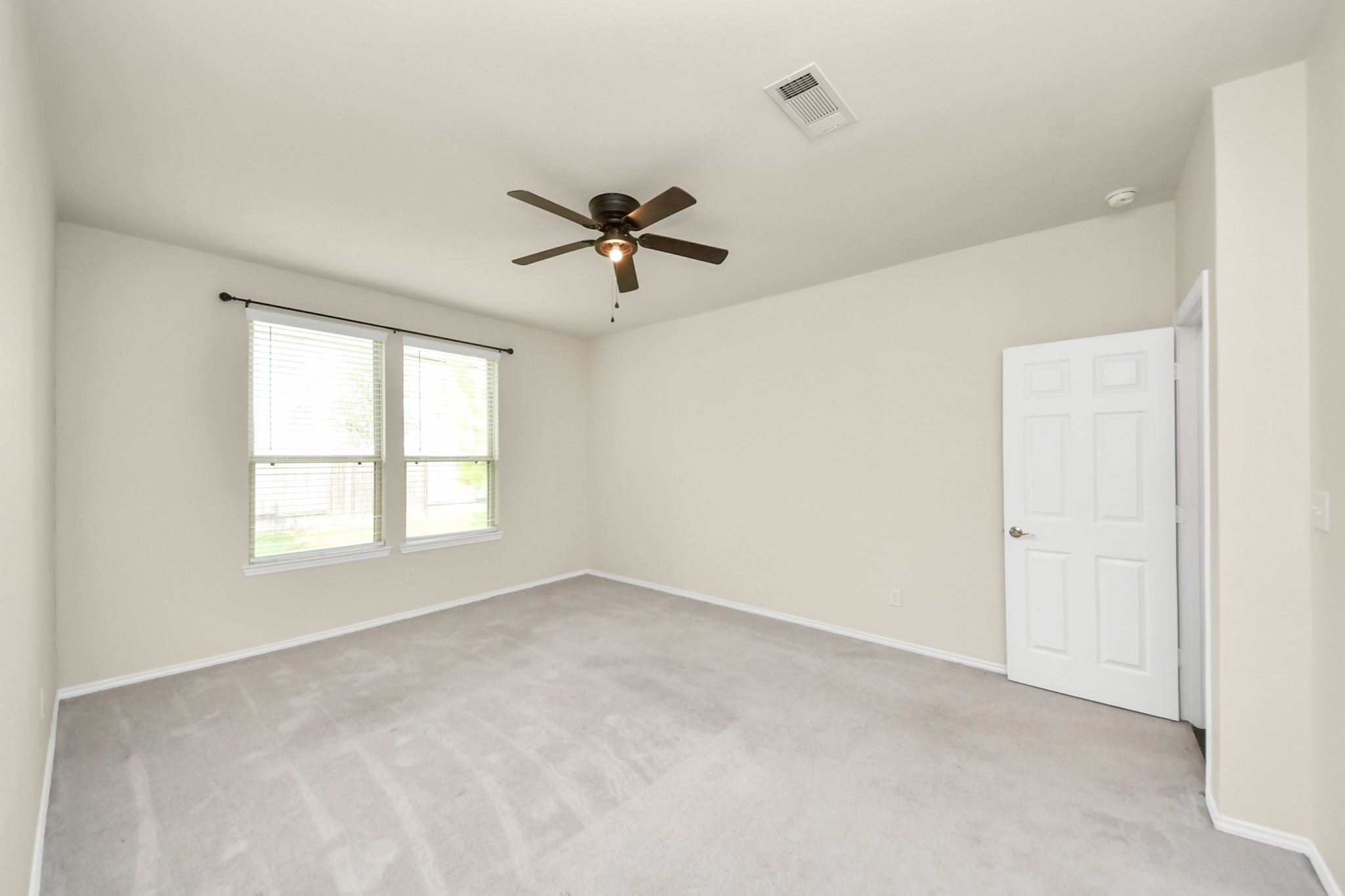 4252 Pine Still Road Conroe, TX 77304 - Photo 15 of 28 Gallery Image 15