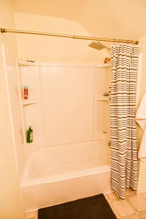 $175,000 | 720 Arnold Avenue North, Thief River Falls, MN 56701