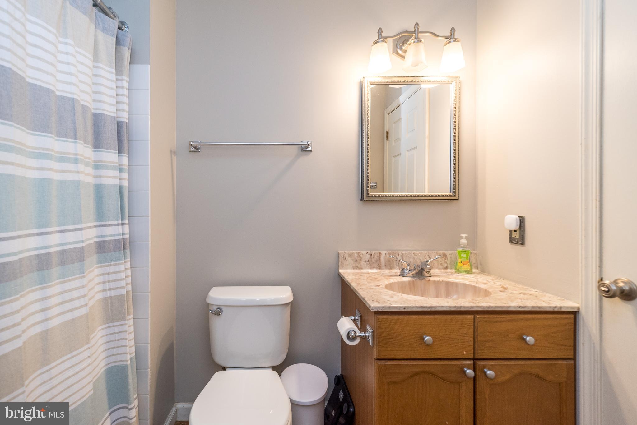 5513 Rinker Circle Doylestown, PA 18902 - Photo 27 of 30 Full Bathroom access to Primary