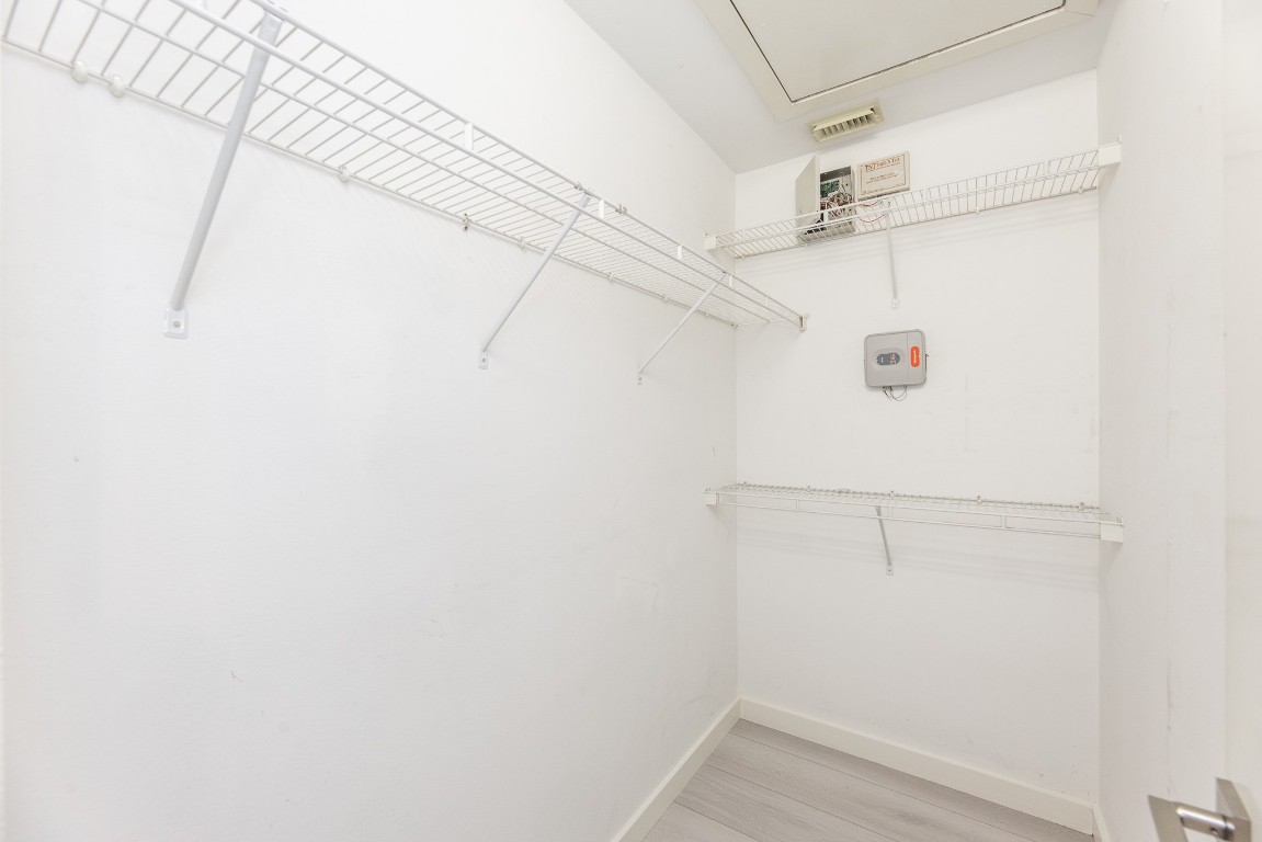 2714 Chenevert Street Houston, TX 77004 - Photo 38 of 40 a view of a rack on the wall