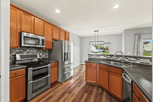 $464,900 | 6358 Biscayne Avenue, Mount Pleasant, WI 53406