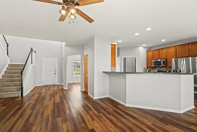 $464,900 | 6358 Biscayne Avenue, Mount Pleasant, WI 53406