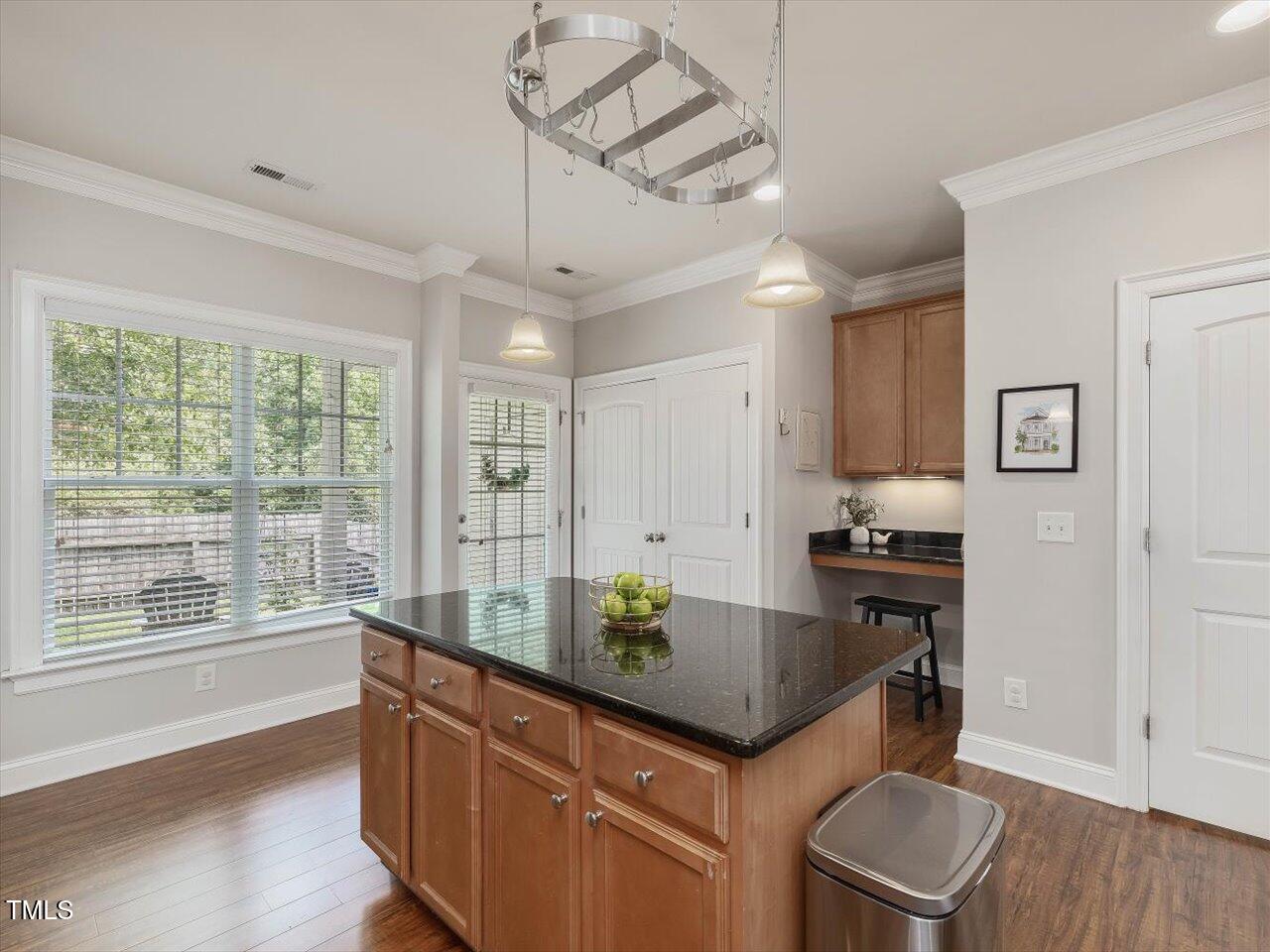 7712 ACC Boulevard Raleigh, NC 27617 - Photo 15 of 38 23-Kitchen