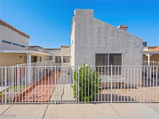 $224,500 | 2214 Pebble Creek Lane, Laughlin, NV 89029