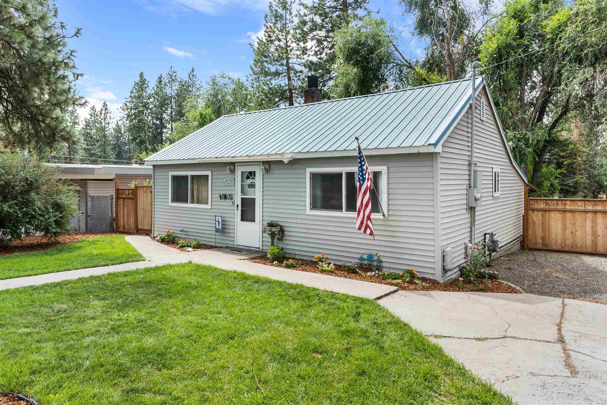 1020 South Walnut Road Spokane, WA 99206 - Photo 2 of 19 Gallery Image 2