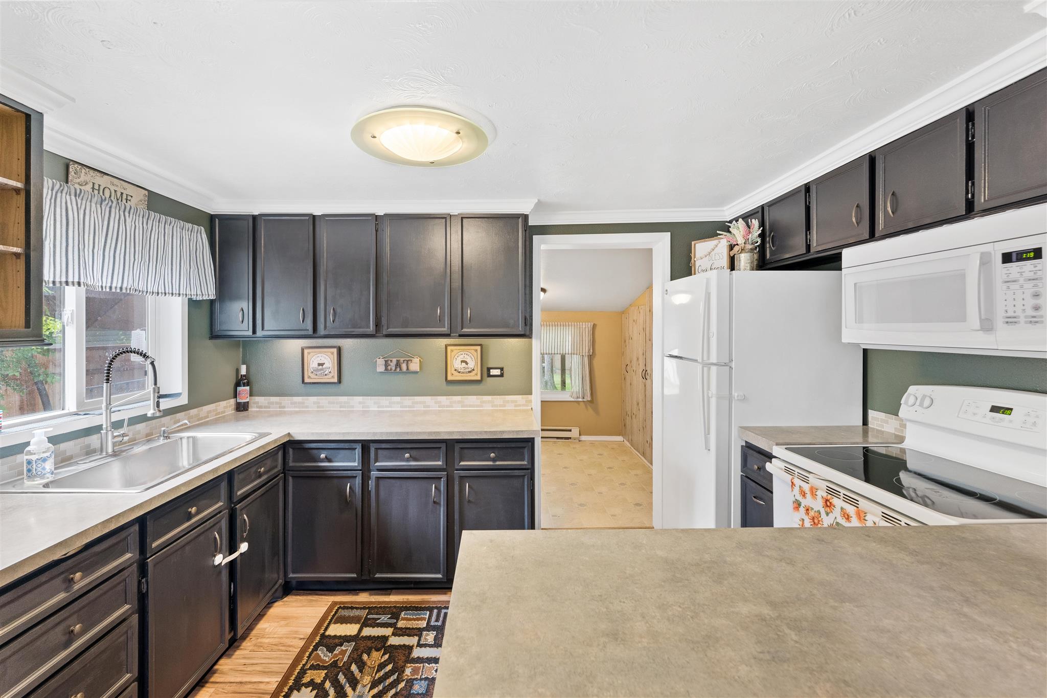 1020 South Walnut Road Spokane, WA 99206 - Photo 6 of 19 Gallery Image 6