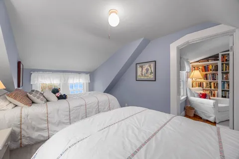 $2,995,000 | 8 Skinequit Lane, Harwich, MA 02661