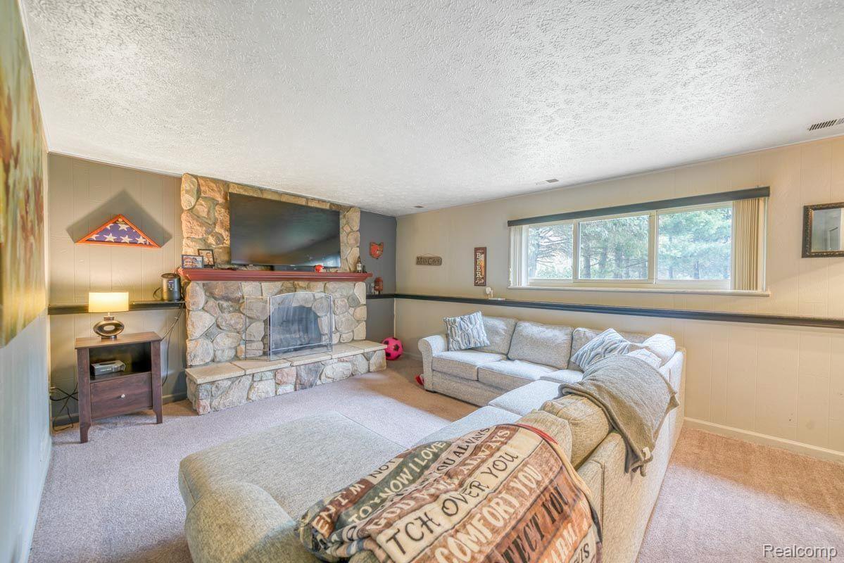 4420 Harvey Lake Road Highland, MI 48356 - Photo 17 of 30 Gallery Image 17