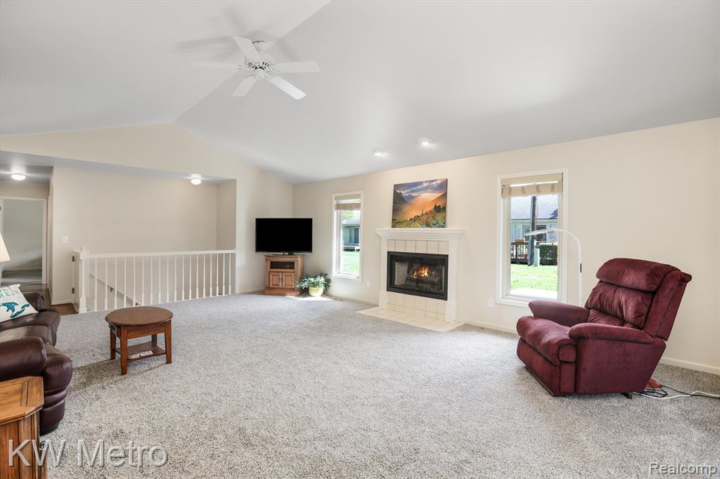 21542 Ruth Street Farmington Hills, MI 48336 - Photo 11 of 28