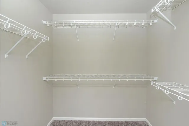 $344,900 | 8037 Goldfinch Drive, Horace, ND 58047