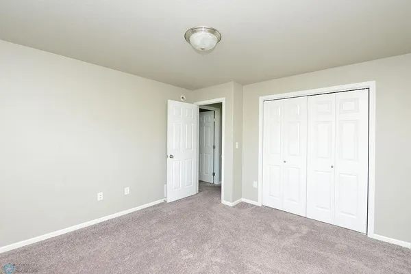 $330,000 | 8037 Goldfinch Drive, Horace, ND 58047