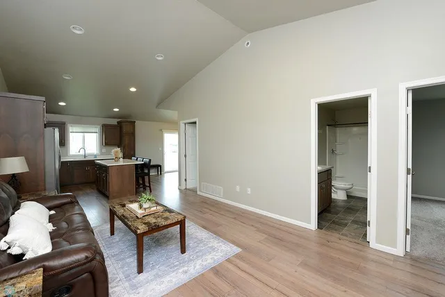 $344,900 | 8037 Goldfinch Drive, Horace, ND 58047