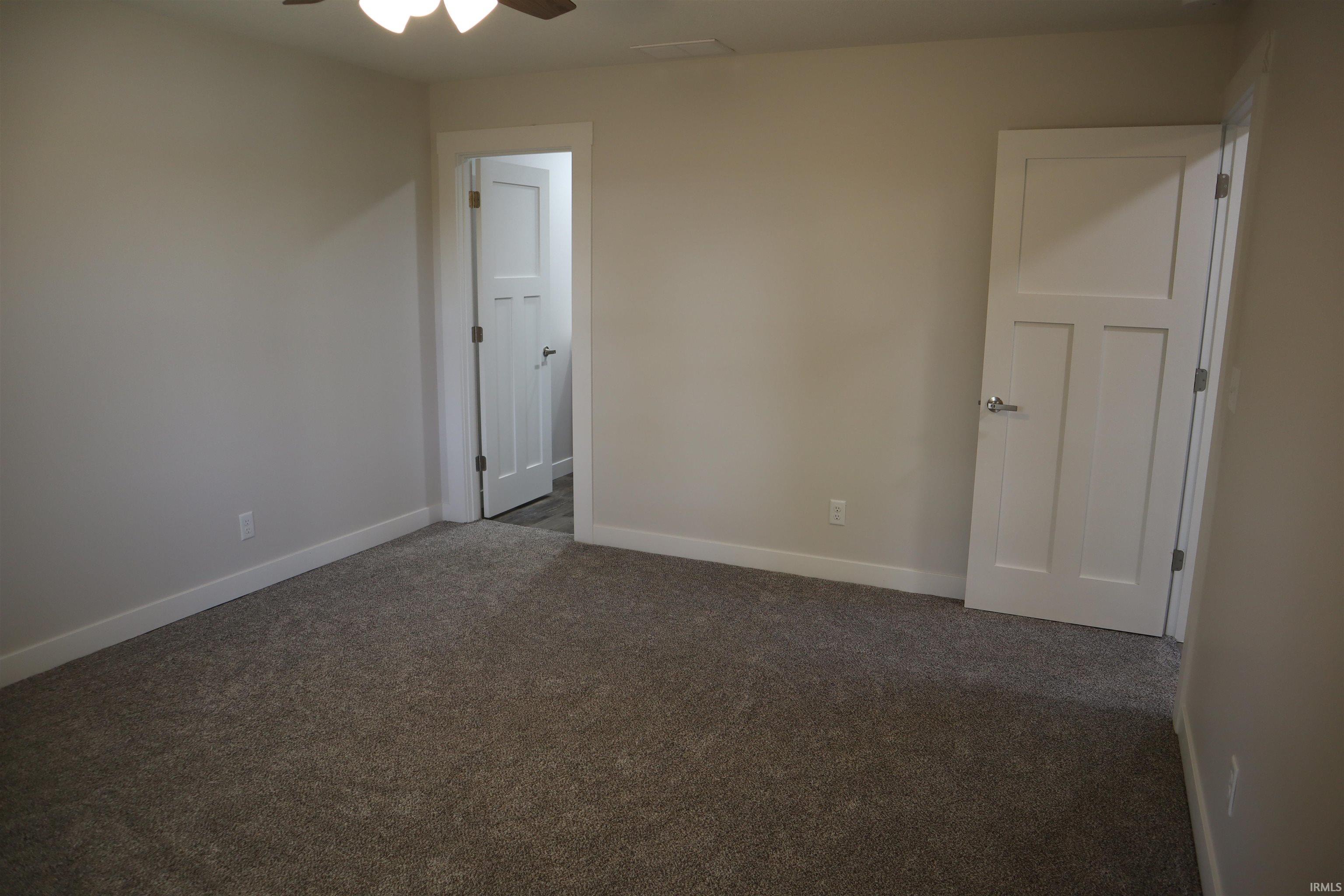 942 North 11th Street Decatur, IN 46733 - Photo 4 of 15