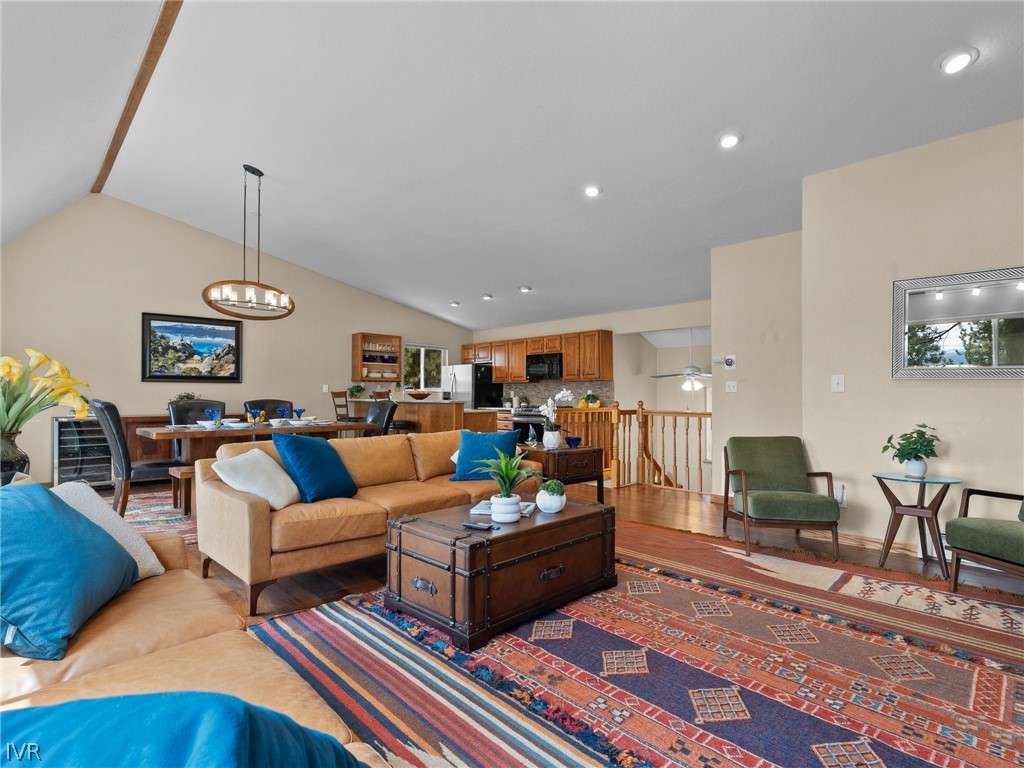 948 Harold Drive, Unit 4 Incline Village, NV 89451 - Photo 10 of 32