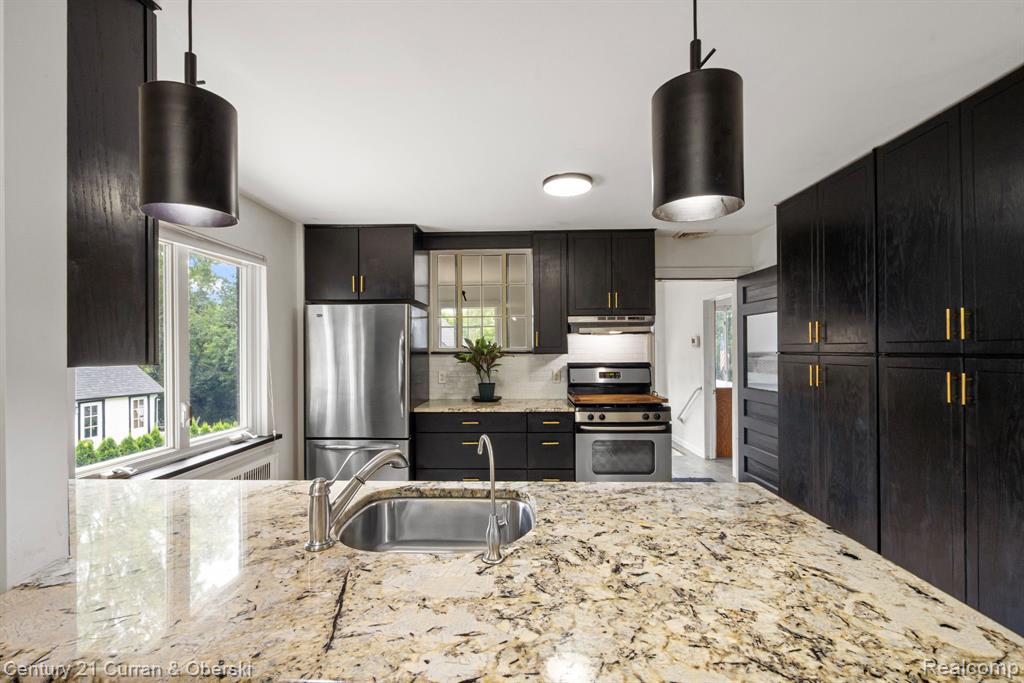 19203 Clement Road Northville, MI 48167 - Photo 19 of 53 Gallery Image 19