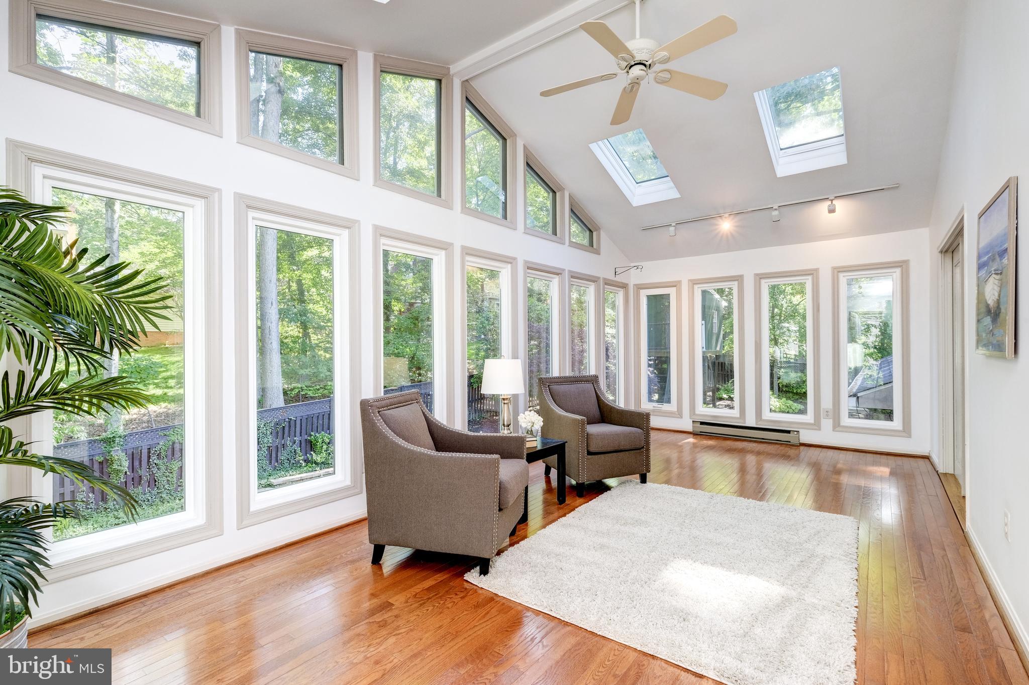 9030 Edgepark Road Vienna, VA 22182 - Photo 17 of 45 Gallery Image 17