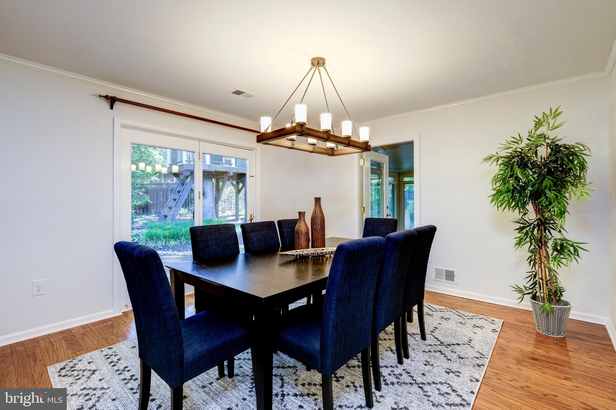 9030 Edgepark Road Vienna, VA 22182 - Photo 9 of 45 Gallery Image 9
