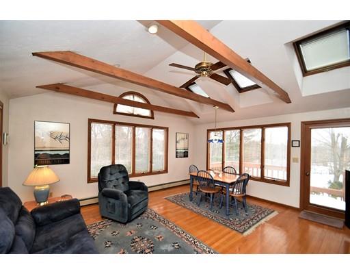 15 Kettering Road Norwood, MA 02062 - Photo 2 of 20 Gallery Image 2