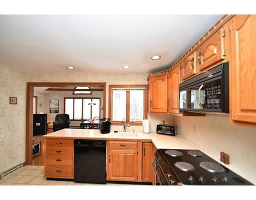 15 Kettering Road Norwood, MA 02062 - Photo 6 of 20 Gallery Image 6