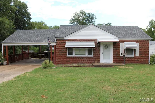$185,000 | 10762 St Dismas Court, St. Ann, MO 63074
