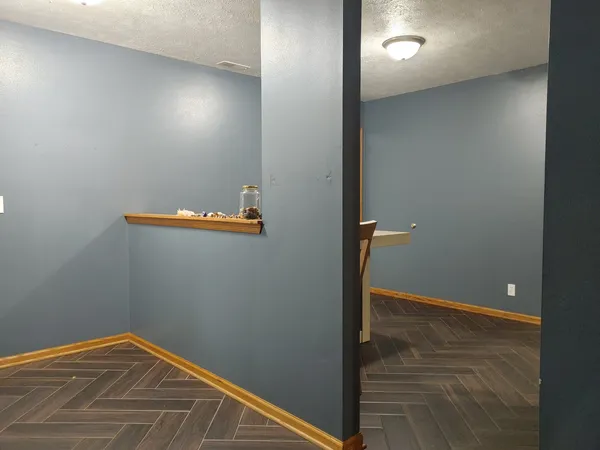 $165,000 | 150 North Wooster Street, Unit 9, Capron, IL 61012