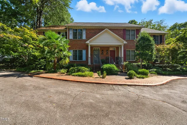 $429,900 | 1403 Governors Court, Raleigh, NC 27604