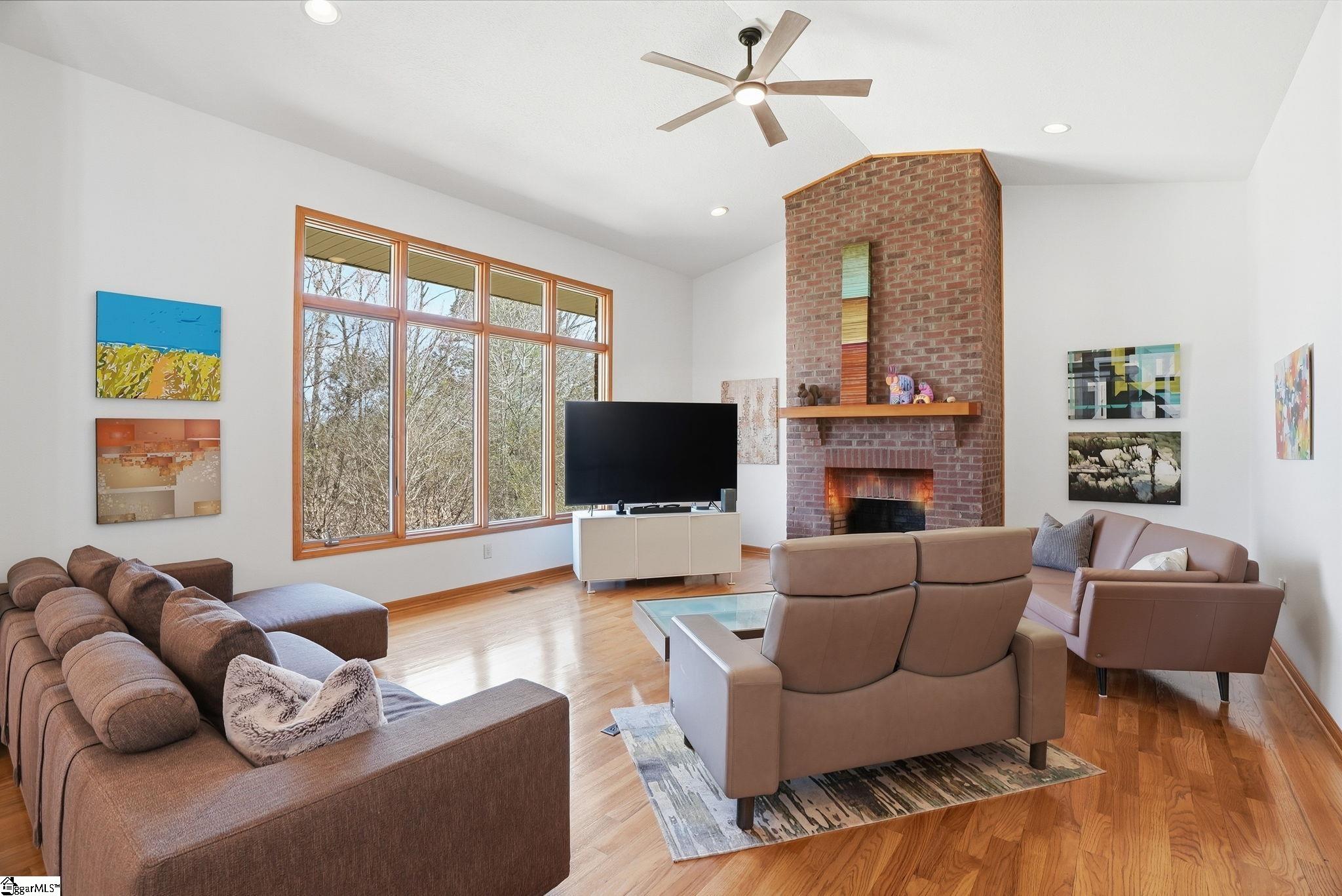 129 Tyler Lane West Union, SC 29696 - Photo 3 of 49