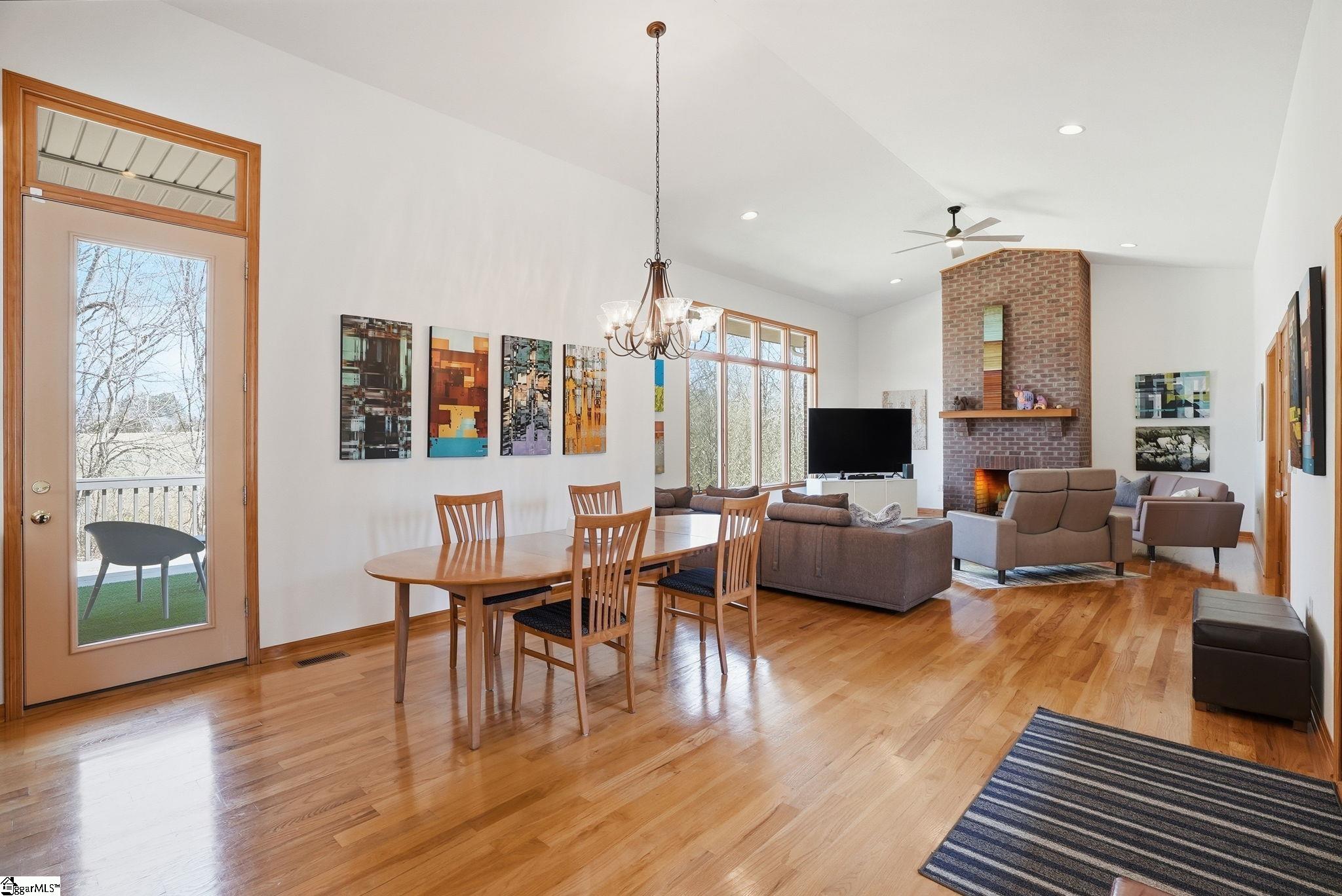 129 Tyler Lane West Union, SC 29696 - Photo 8 of 49