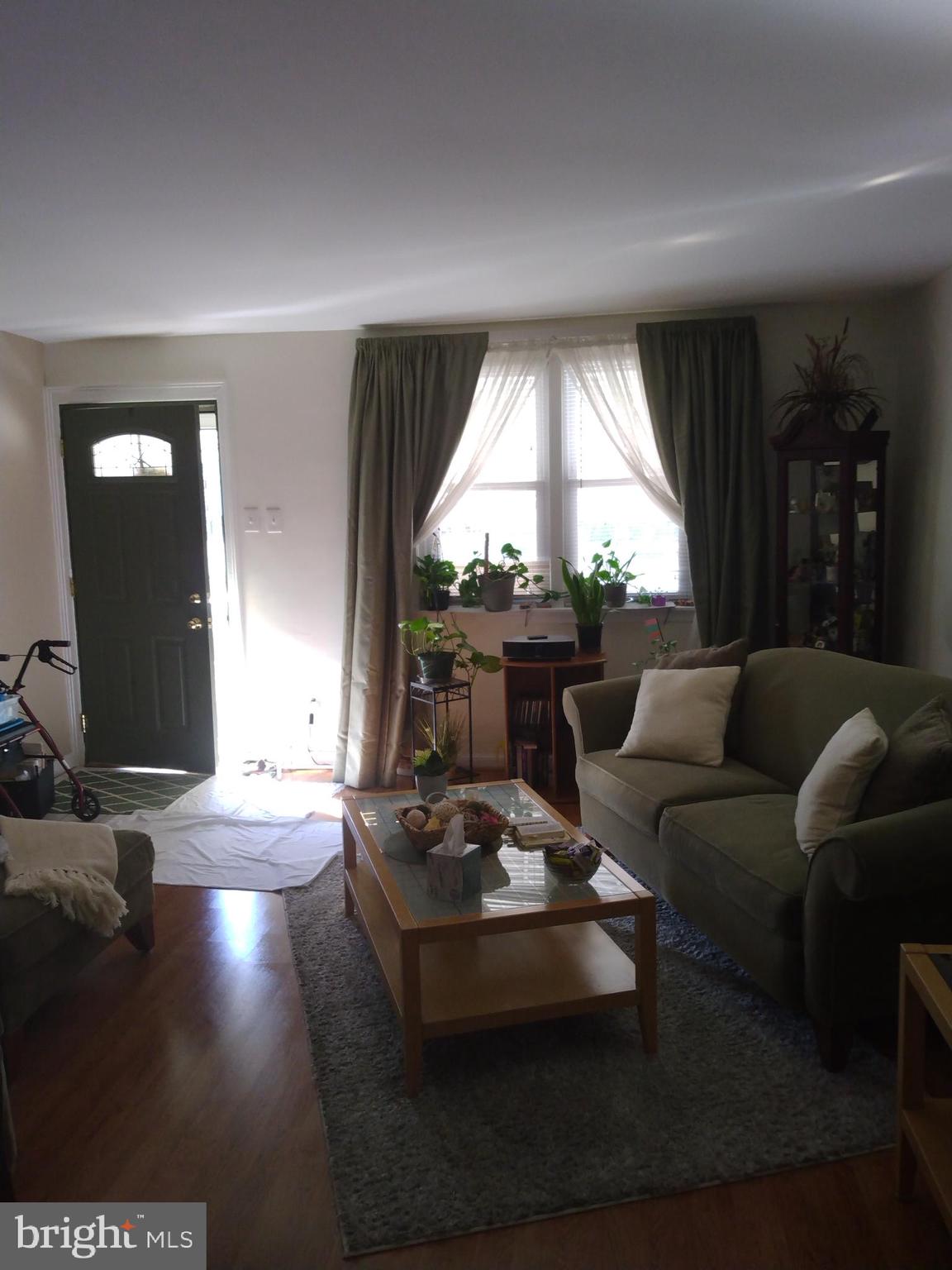 6035 Shisler Street Philadelphia, PA 19149 - Photo 3 of 5