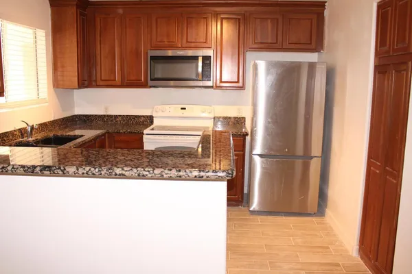 $1,995 | 11375 East Sahuaro Drive, Unit 1031, Scottsdale, AZ 85259