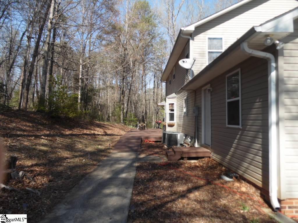 108 Sawmill Road Marietta, SC 29661 - Photo 9 of 35