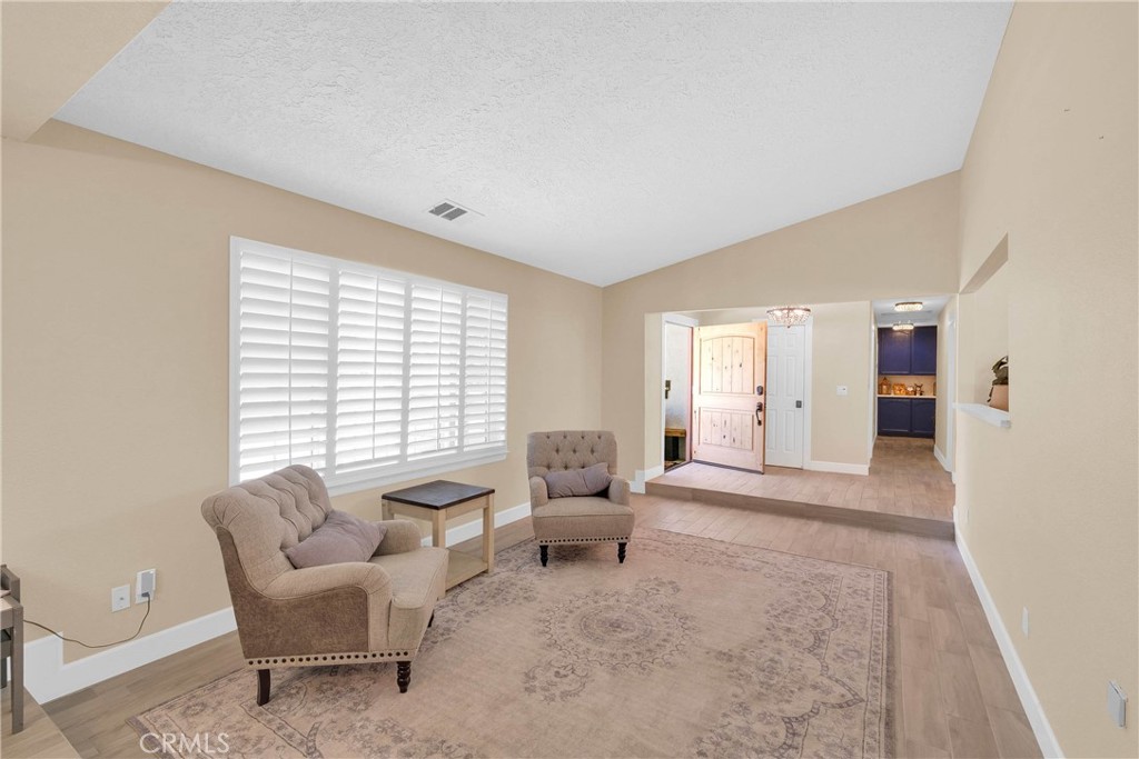 15908 Acoma Road Apple Valley, CA 92307 - Photo 19 of 62