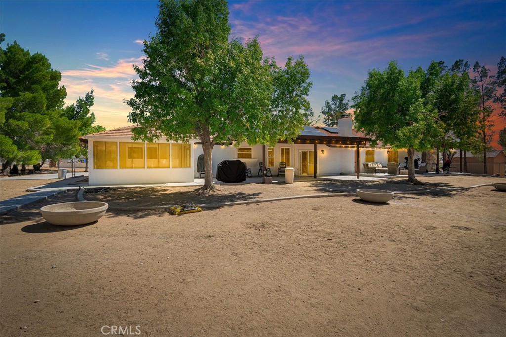 15908 Acoma Road Apple Valley, CA 92307 - Photo 2 of 62 Backyard
