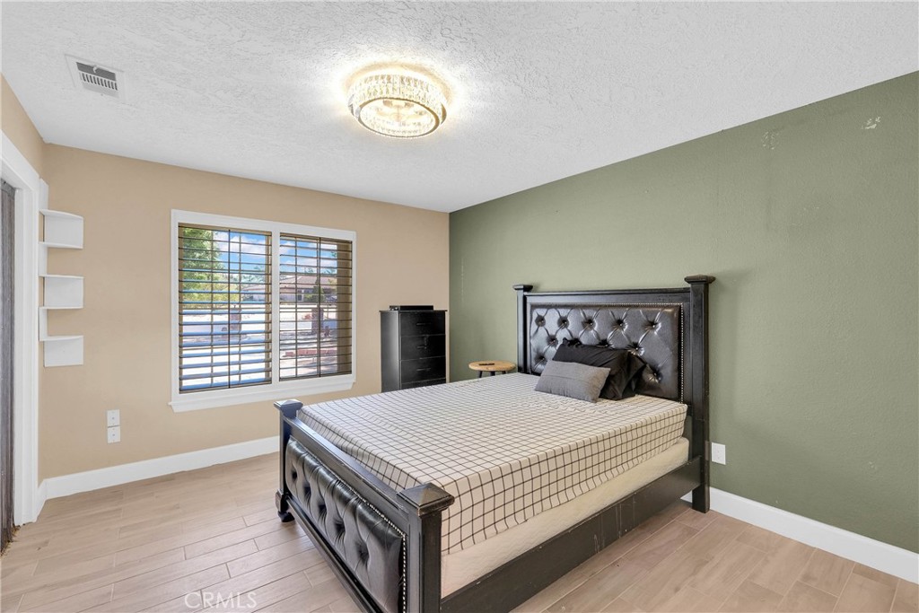 15908 Acoma Road Apple Valley, CA 92307 - Photo 23 of 62