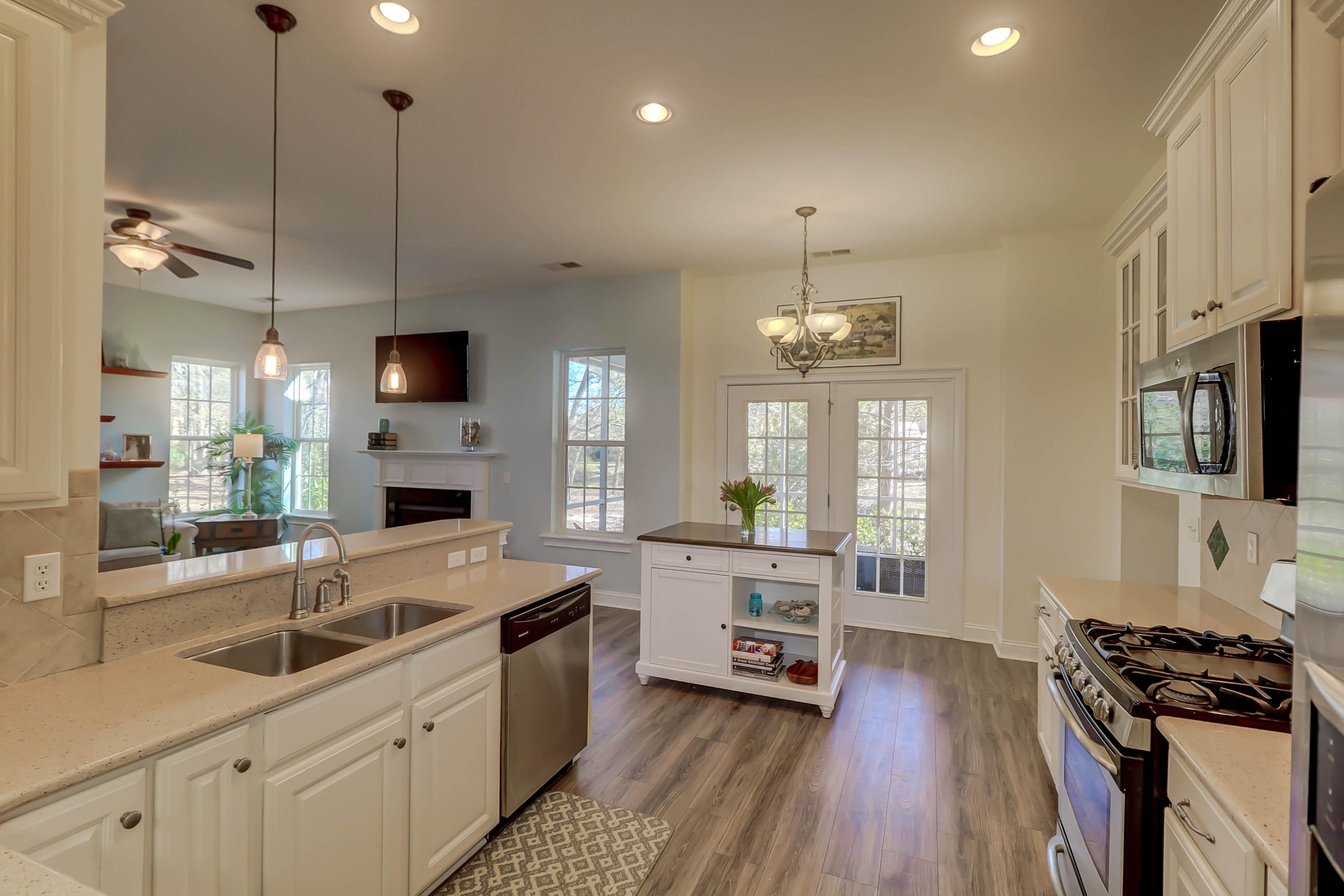 1867 Hall Point Road Mount Pleasant, SC 29466 - Photo 11 of 33 1867 Hall Point Rd (28)