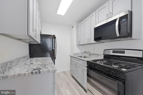 $1,675 | 1200 South Arlington Ridge Road, Unit 615, Arlington, VA 22202