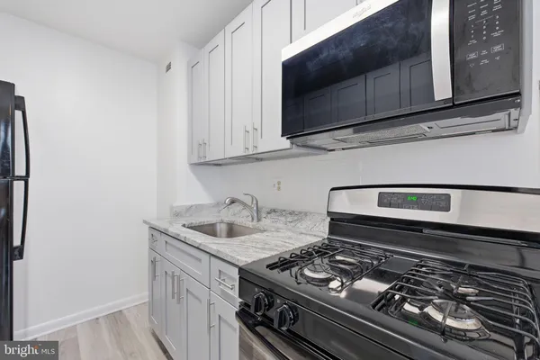 $1,675 | 1200 South Arlington Ridge Road, Unit 615, Arlington, VA 22202