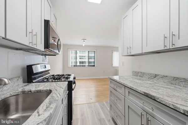 $1,675 | 1200 South Arlington Ridge Road, Unit 615, Arlington, VA 22202