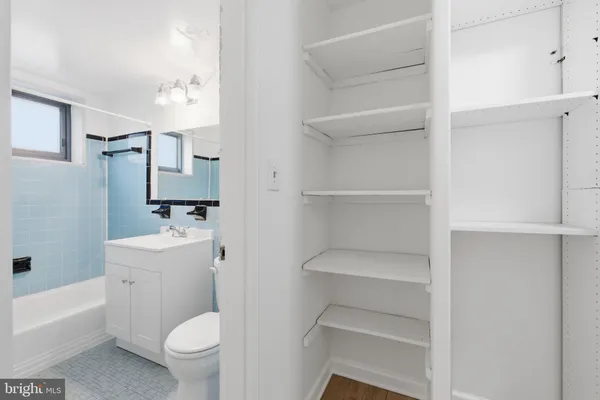 $1,675 | 1200 South Arlington Ridge Road, Unit 615, Arlington, VA 22202