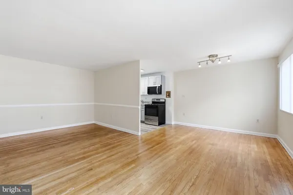 $1,675 | 1200 South Arlington Ridge Road, Unit 615, Arlington, VA 22202