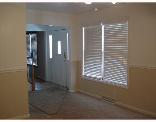 791 Evergreen Road Leechburg, PA 15656 - Photo 3 of 18 Living Room.