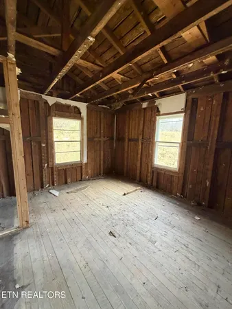 $109,900 | 1600 Paint Rock Road, Oneida, TN 37841