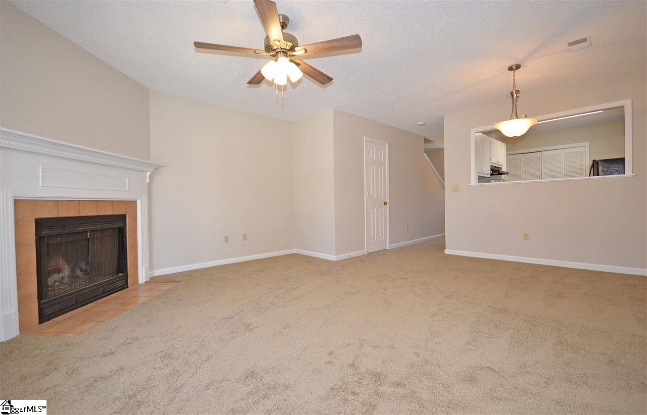 6 Spaniel Court, Unit B Greenville, SC 29607 - Photo 3 of 17 Gallery Image 3
